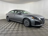 Used 2023 Nissan Altima 2.5 SV image 2
