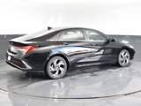 New 2025 Hyundai Elantra SEL image 5