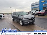 Used 2018 Buick Enclave Essence image 3