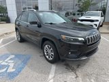 Used 2019 Jeep Cherokee Latitude Plus w/ Comfort/Convenience Group image 2