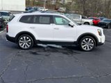 Used 2022 Kia Telluride S image 2