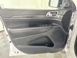 Used 2017 Jeep Grand Cherokee Altitude image 3