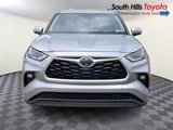 Used 2021 Toyota Highlander LE image 2