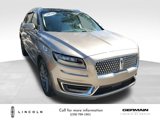 Used 2020 Lincoln Nautilus Reserve image 3