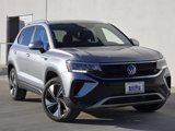 New 2024 Volkswagen Taos SE image 2