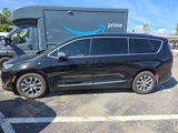Used 2025 Chrysler Pacifica Pinnacle image 4