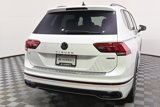 Used 2022 Volkswagen Tiguan SE R-Line image 6