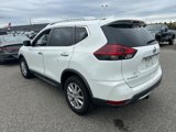 Used 2019 Nissan Rogue SV image 3