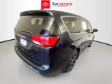 Used 2020 Chrysler Pacifica Touring w/ Advanced Safetytec Group image 4