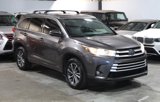 Used 2018 Toyota Highlander XLE image 3