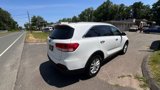 Used 2017 Kia Sorento LX image 5