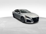 Used 2023 Nissan Altima 2.5 SV image 2