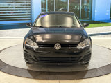 Used 2017 Volkswagen Golf S image 2