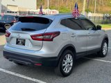 Used 2022 Nissan Rogue Sport SV w/ Technology Package image 5