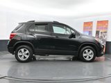Used 2022 Chevrolet Trax LT w/ Driver Confidence Package image 4