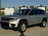 Used 2021 Jeep Grand Cherokee L Laredo w/ Luxury Tech Group I image 3