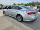 Used 2014 Toyota Avalon Limited image 3