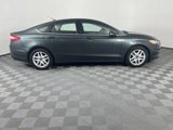 Used 2015 Ford Fusion SE image 5