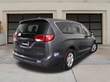 Used 2018 Chrysler Pacifica Touring Plus image 4