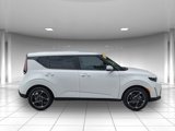 Used 2024 Kia Soul EX image 3