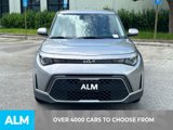 Used 2023 Kia Soul LX w/ LX Technology Package image 3
