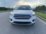 Used 2017 Ford Escape SE image 2