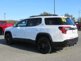 Used 2022 GMC Acadia SLT w/ Elevation Edition image 4