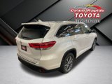 Used 2017 Toyota Highlander XLE image 2