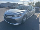 Used 2018 Toyota Camry LE image 3