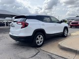 Used 2024 GMC Terrain SLE image 4