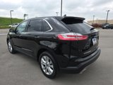 Certified 2022 Ford Edge Titanium image 3