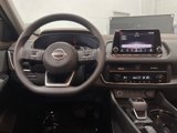 Used 2023 Nissan Rogue SV image 5