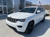 Used 2022 Jeep Grand Cherokee Laredo X image 2