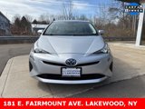Used 2016 Toyota Prius Four image 2