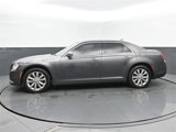 Used 2016 Chrysler 300 C image 2