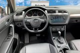 Used 2020 Volkswagen Tiguan SE w/ Panoramic Sunroof Package image 5