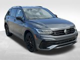 Used 2022 Volkswagen Tiguan SE R-Line image 2