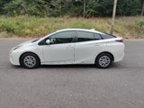 Used 2017 Toyota Prius Four image 5