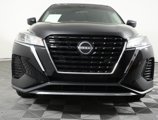Used 2022 Nissan Kicks S image 2
