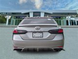 Used 2021 Toyota Camry SE image 4