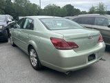 Used 2009 Toyota Avalon XLS image 2