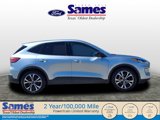 Used 2021 Ford Escape SE w/ SE Sport Appearance Package image 3