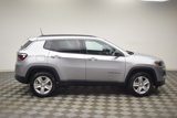 Used 2022 Jeep Compass Latitude image 2