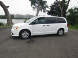 Used 2019 Dodge Grand Caravan SE w/ UConnect Hands-Free Group image 3
