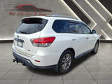 Used 2014 Nissan Pathfinder S image 4