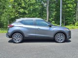 Used 2021 Nissan Kicks SV image 2