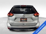 Used 2020 Nissan Rogue SV image 5