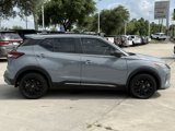 Used 2022 Nissan Kicks SR image 3