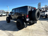 Used 2017 Jeep Wrangler Unlimited Rubicon image 2