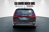 Used 2022 Chrysler Pacifica Touring-L image 5